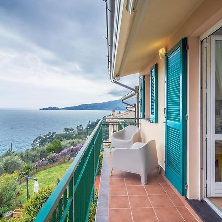 Casa Camilla Relax Con Una Vista Da Sogno Zoagli Exterior photo